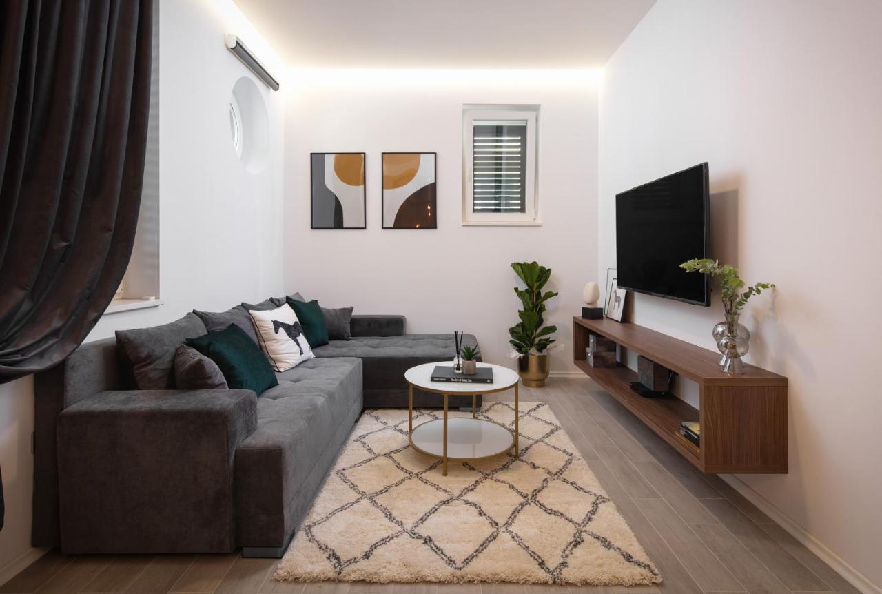 Ivano & Josip, Bacvice Beach Apartman Split